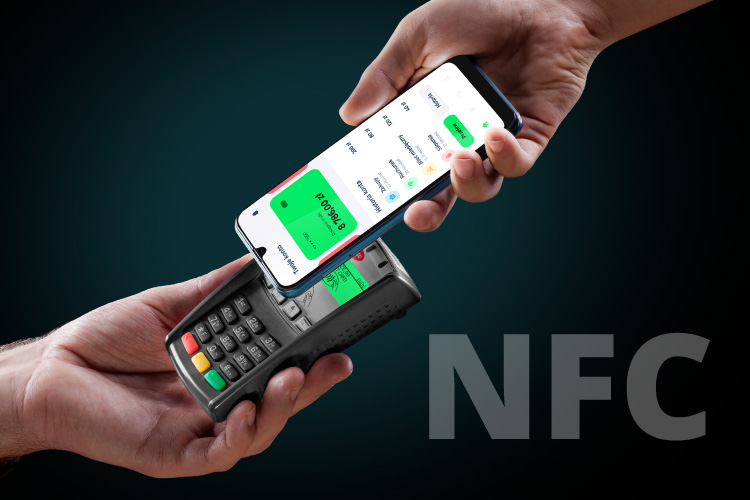 Smartphone cu NFC