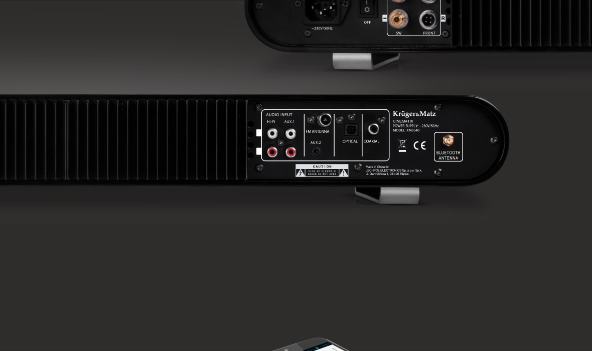 Sistemul Cinematix de la Kruger&Matz impresioneaza si prin functionalitatea sa. Multitudinea de porturi cu care este dotat ii ofera un plus de utilitate. Are intrare optica, prin intermediul careia poti conecta televizorul si intrare Hi-Fi pentru a putea conecta de exemplu DVD playerul. Bucura-te de un sunet de calitate!